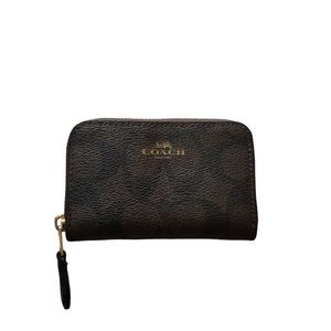 Small Coach coin wallet